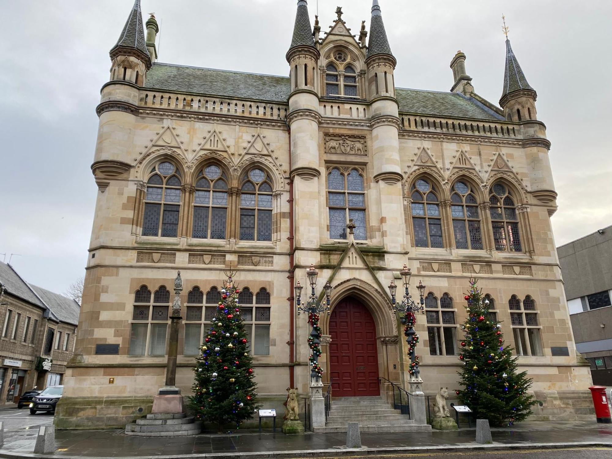 No 10 Immaculate City Centre, Top Floor 2 Bed Flat With Free Parking Inverness Exterior foto